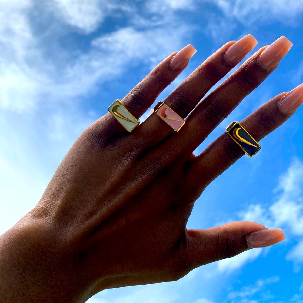 Nike Rings - Picture 2 of 9